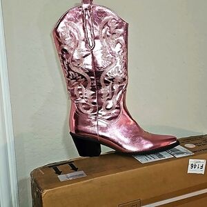 Gently used Metallic Cowboy boots